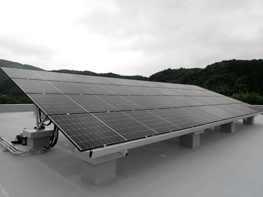 Solární držáky pro malajské tropické fotovoltaické projekty