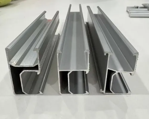 Fotovoltaické kolejnice z hliníkové slitiny R47